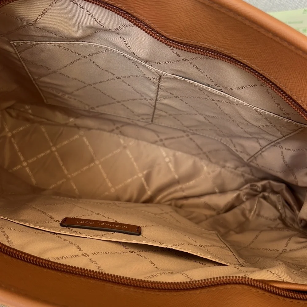 MICHAEL KORS Sady MEDIUM  monogrammed shopper tote  vanilla